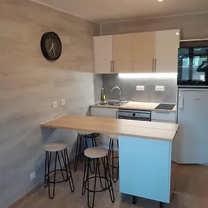 appartement-refait-a-neuf-a-10min-de-praloup.fr-provencehotel.com/